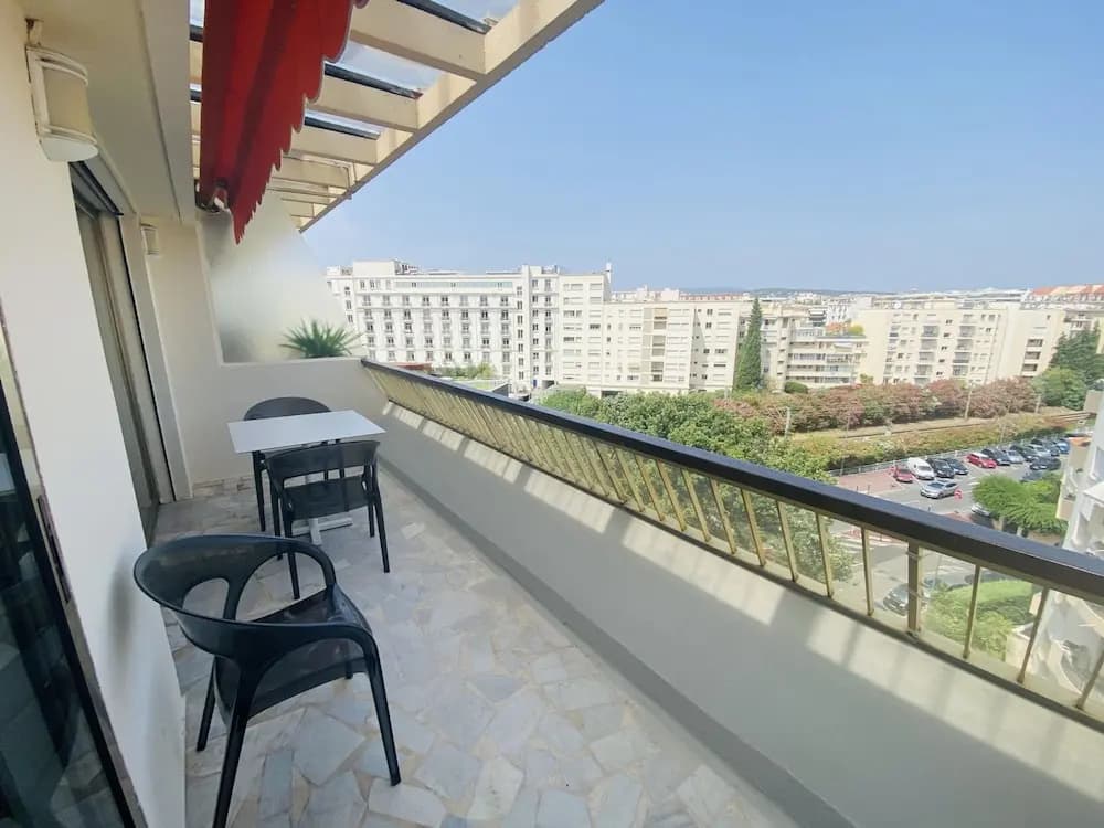 Stylish one Bedroom Apartment in Central Cannes Just off the Croisette and Near Beaches - 680 - Photo 5