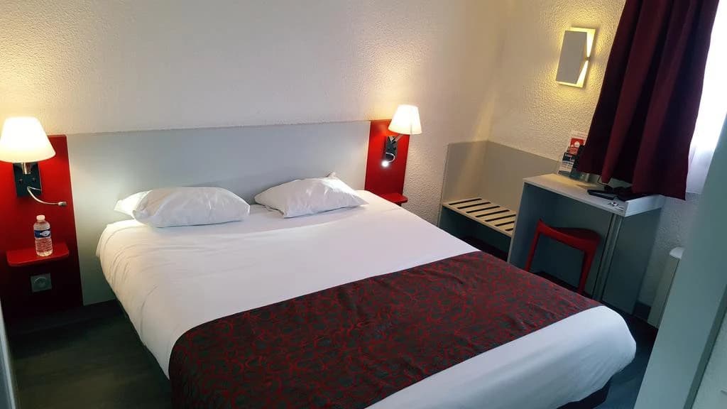 Fasthotel Tarbes - Miniature 7
