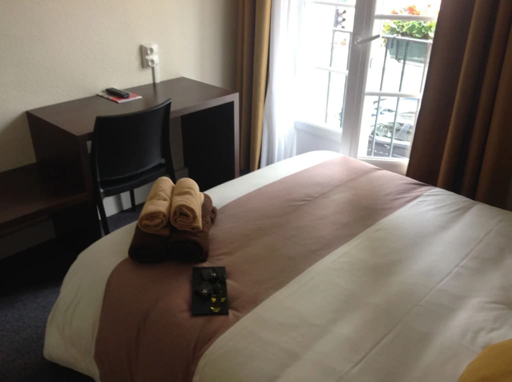 Hotel de la Paix - Miniature 6