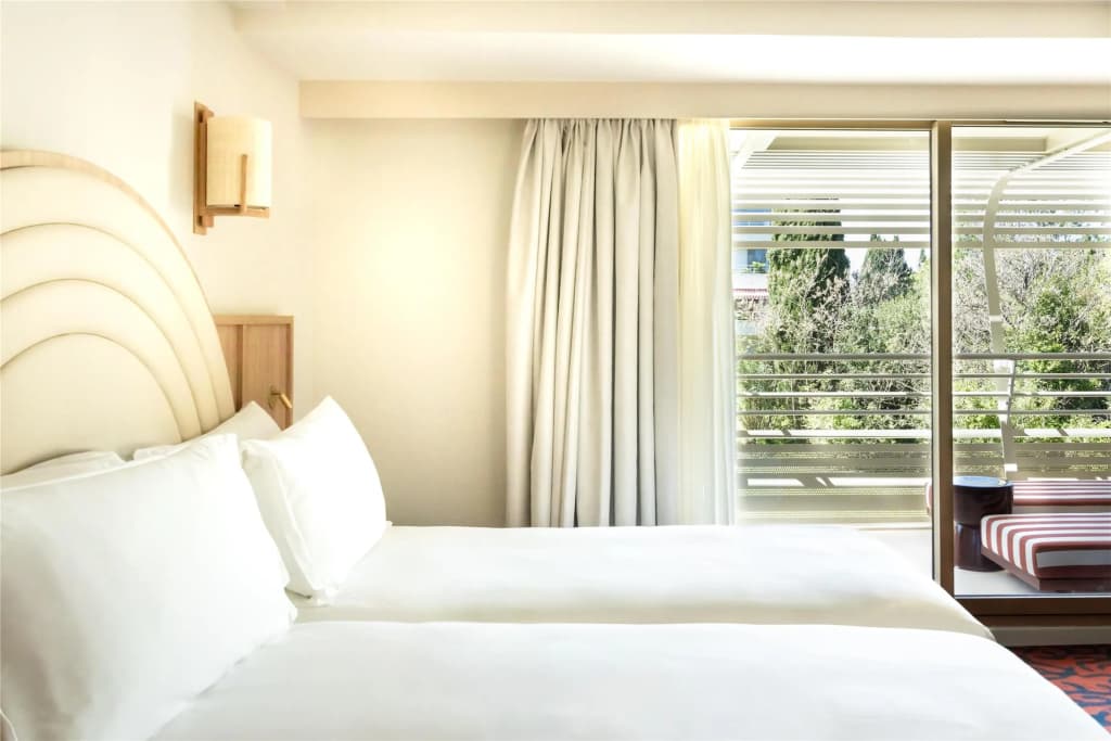 Hotel Ventura Saint-Tropez, Tapestry Collection By Hilton - Miniature 6