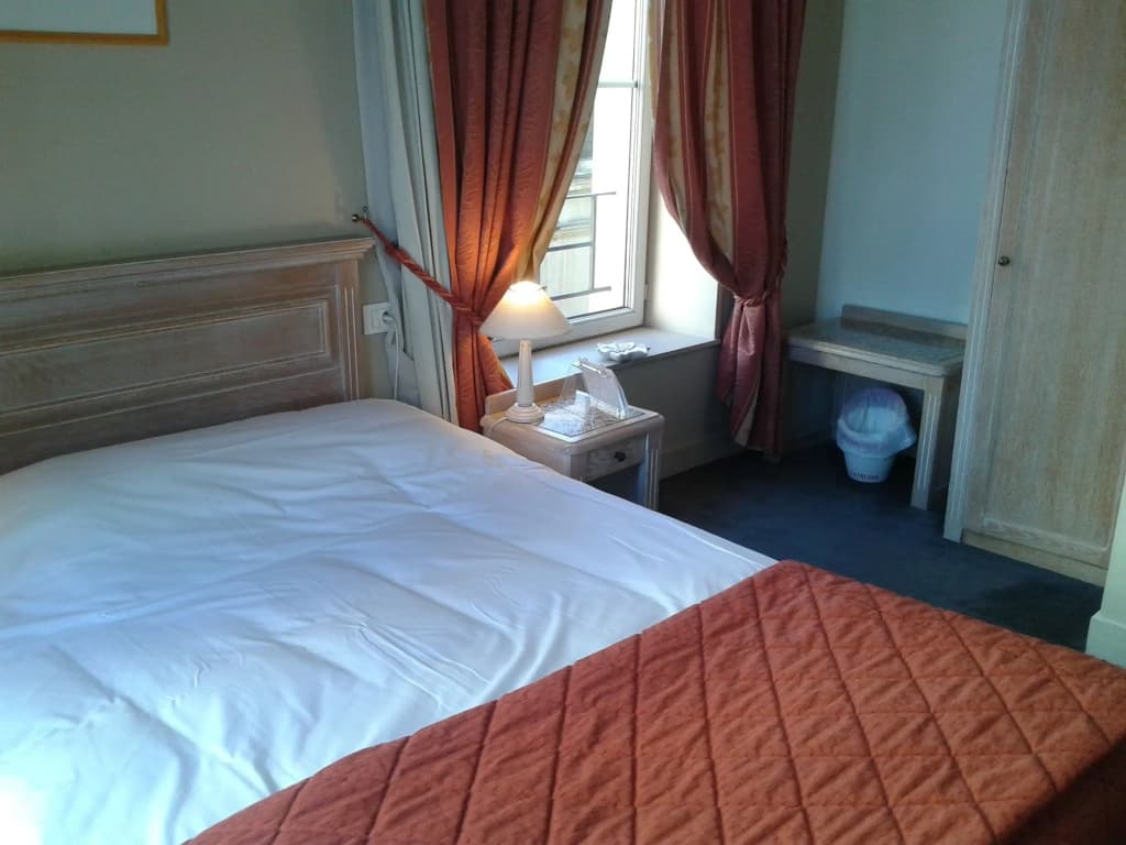 Hotel Reims aux Sacres - Miniature 6