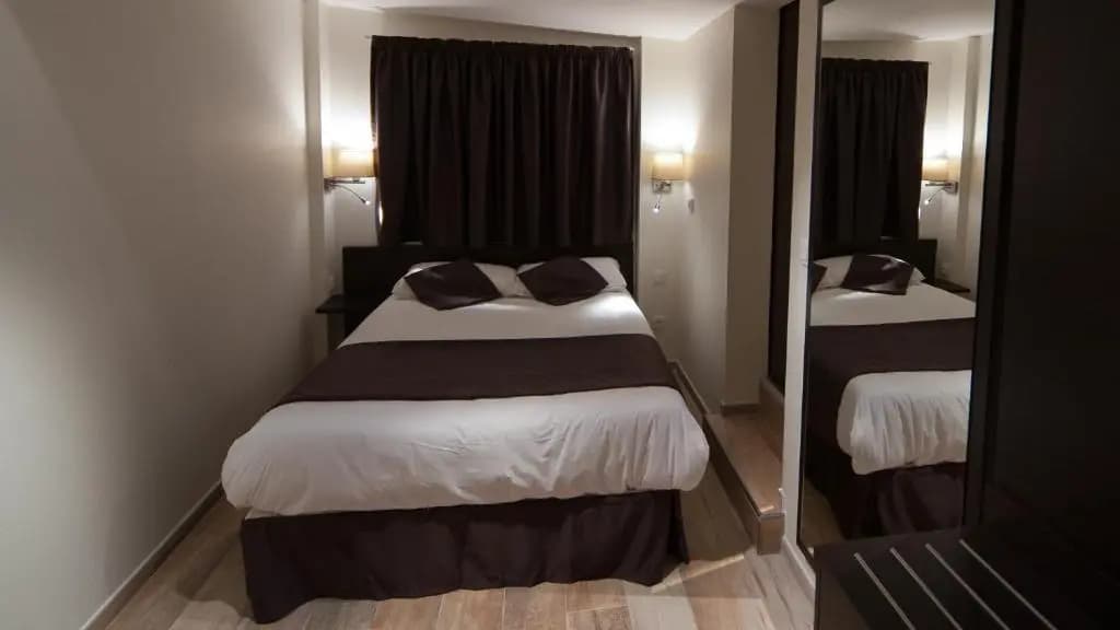 Hotel Central - Photo 3