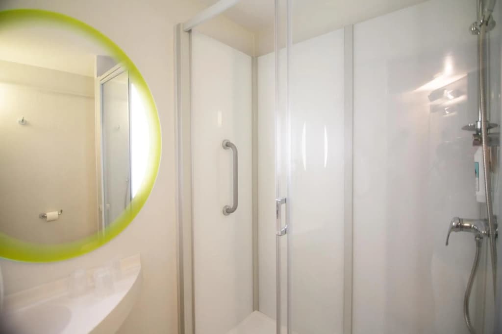 ibis Rennes Beaulieu - Miniature 8