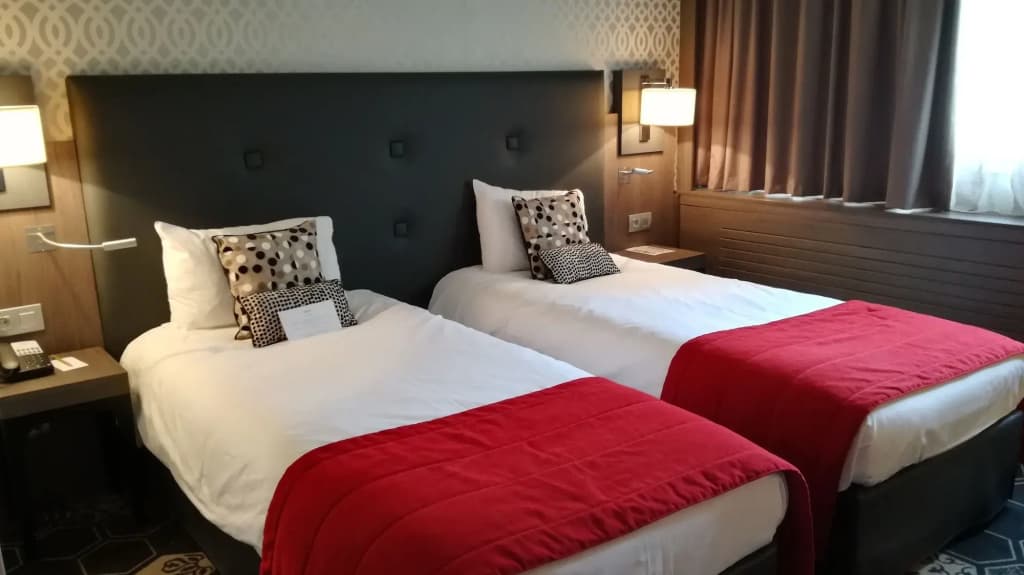 Mercure Orange - Photo 4
