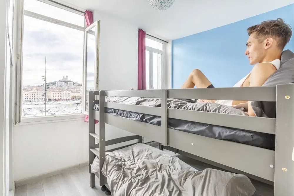 Hostel Ambassade Bretonne Vieux-Port - Photo 1