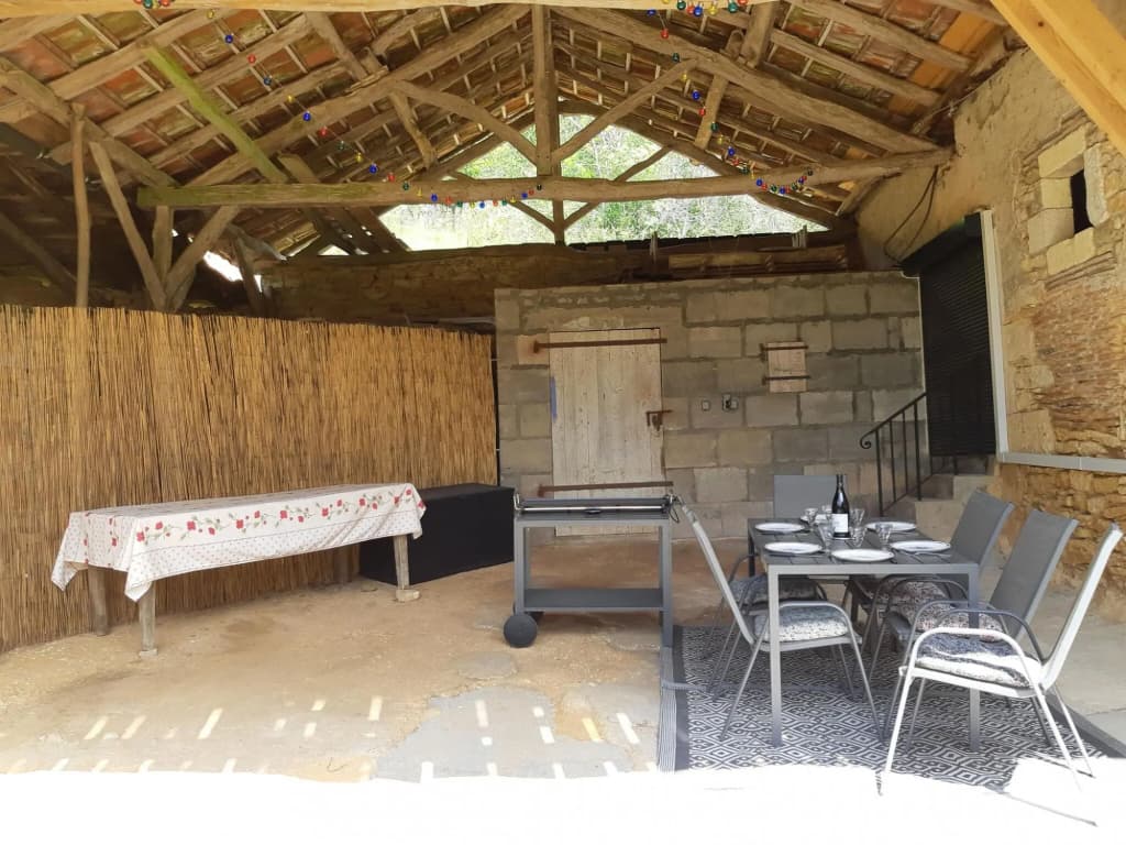 Tranquil Holiday Home in Soturac With Pool - Miniature 8