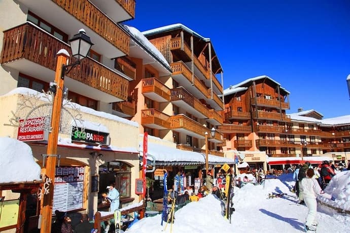 Chalet Club - Miniature 6