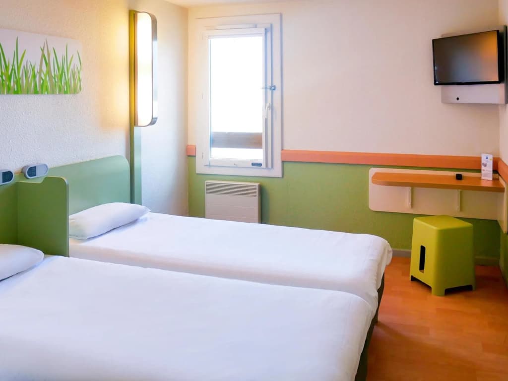 ibis budget Narbonne Sud - Photo 4