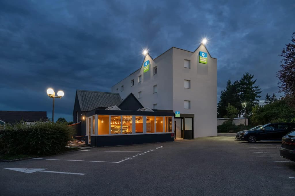 Sure Hotel by Best Western Dole - Photo 1