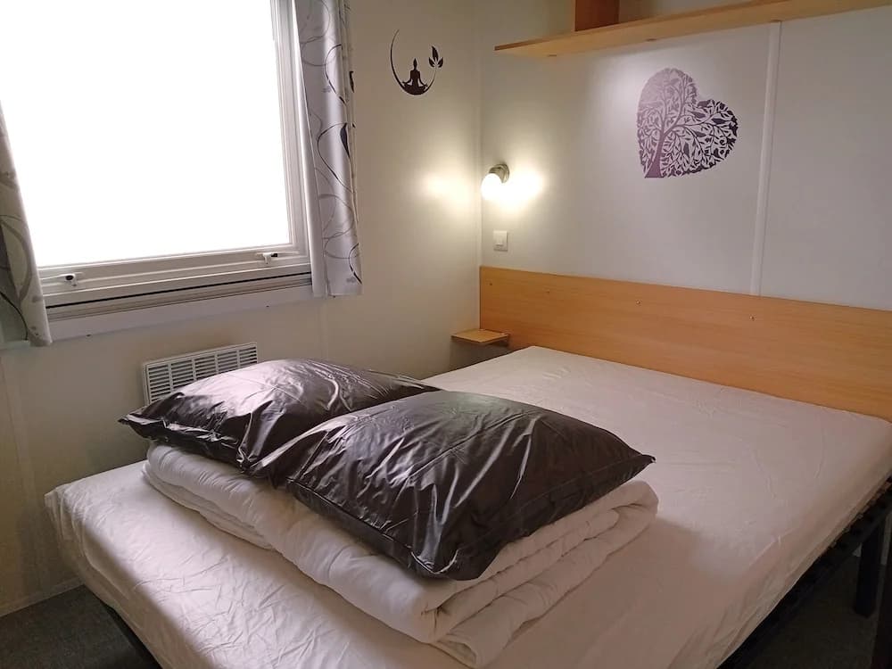 Mobil-Home Trois Chambres - Photo 4