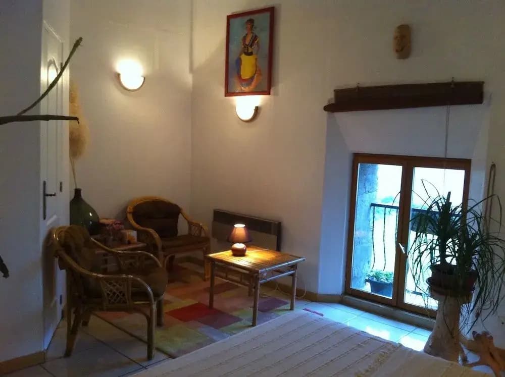Auberge Issiates - Photo 3