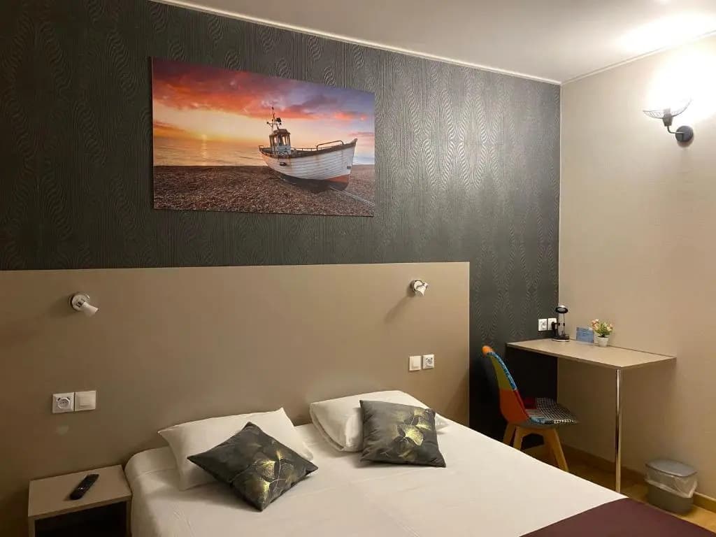 Hotel de Normandie - Photo 2