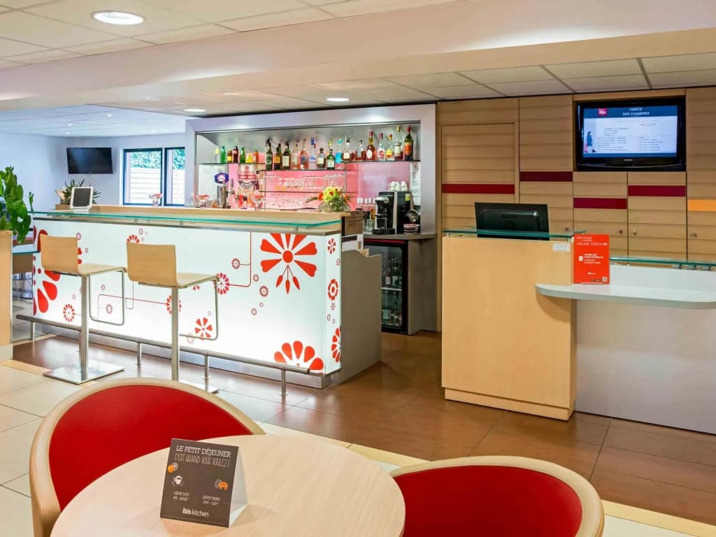 ibis Rennes Beaulieu - Photo 2