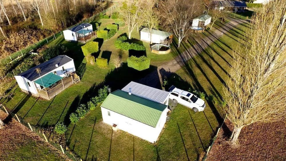 Camping les Terrasses de Rivarennes - Photo 1