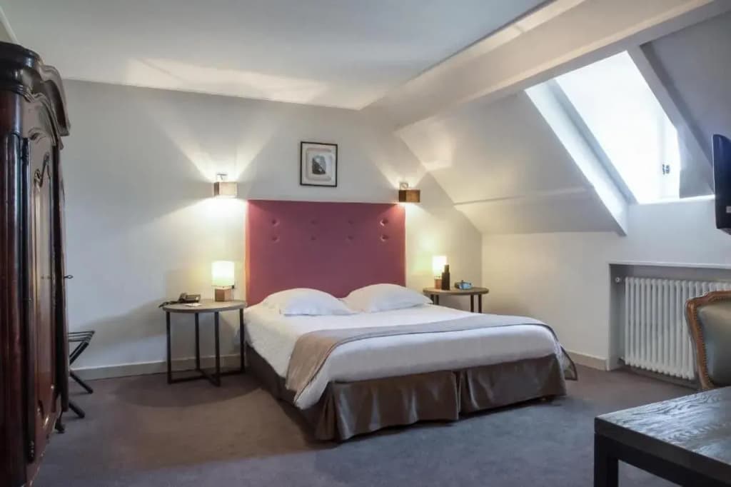 Ermitage De Corton - Photo 3