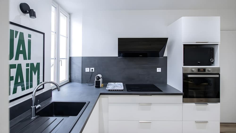 Au Premier Etage Chez Maurice Calme et Cosy - Miniature 7