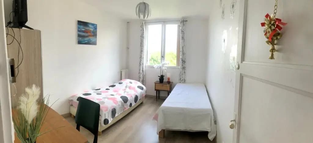 Private room 20 minutes from Eiffel Tower - Miniature 7