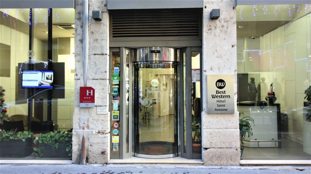 Best Western Hotel Saint Antoine - Photo 1