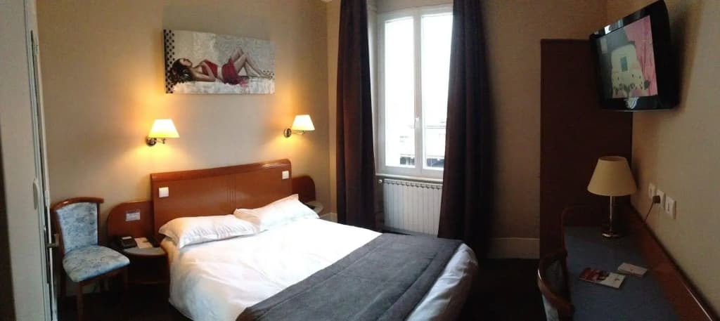 Hôtel des Bourbons - Photo 3
