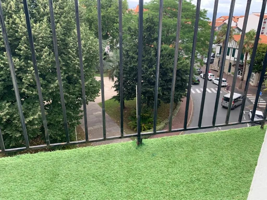 Ático en esquina rodeado de terrazas todo exterior - Photo 3