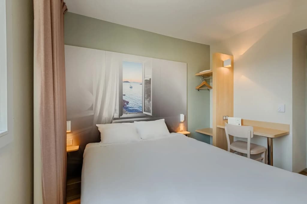 B&B HOTEL Marseille Aéroport Saint-Victoret - Photo 4