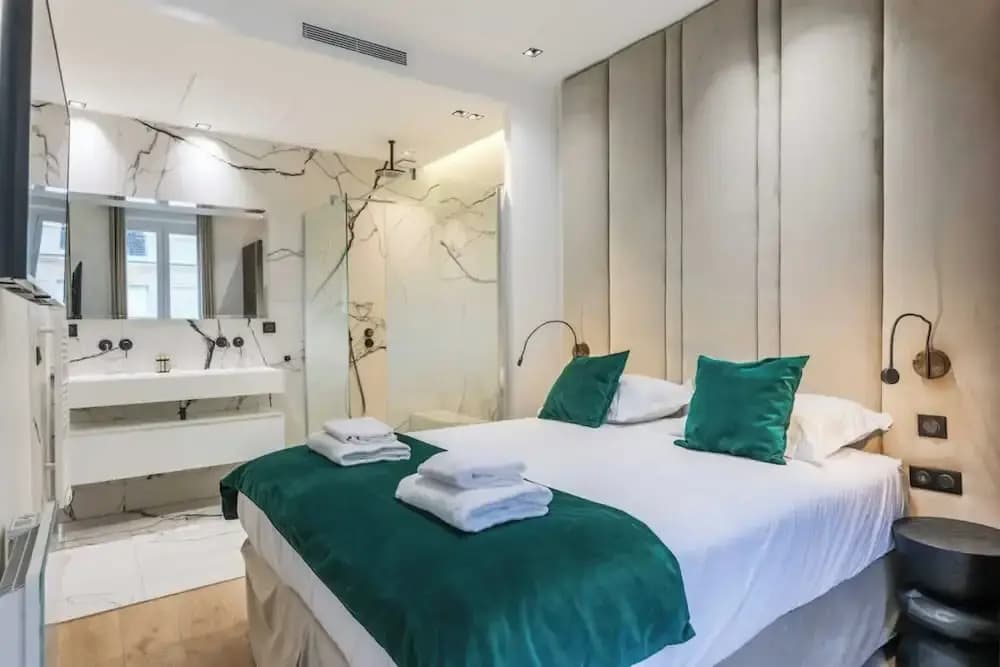 Superb AC Apartment Center of Paris - Photo 3