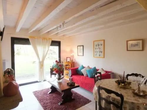 House Perron 1 - Photo 2