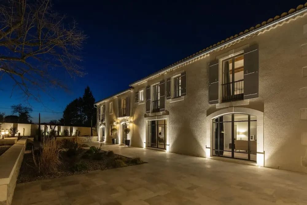 Prestigious Villa in Heart of Saint Remy de Provence - Photo 1