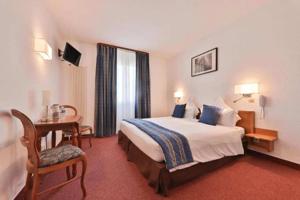 Hotel Deybach - Photo 3