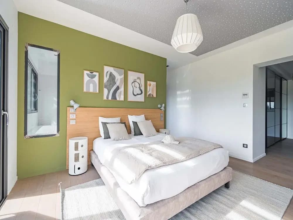 Villa 4 Bedrooms 8 PAX - Miniature 6