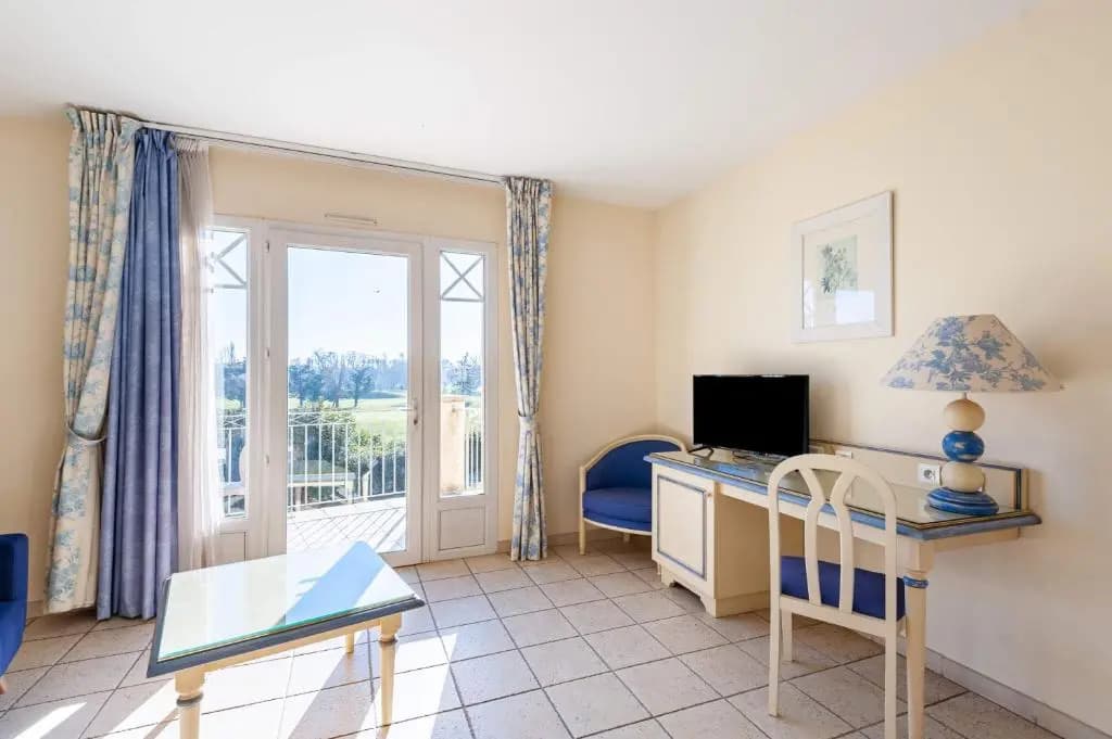 ResidHotel Golf Grand Avignon - Miniature 6