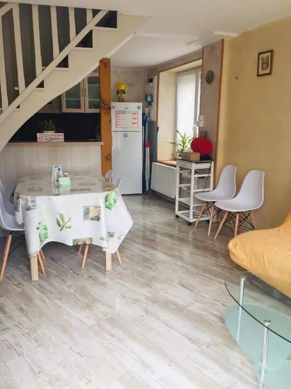 Petite maison au cœur de l Auvergne - Photo 3