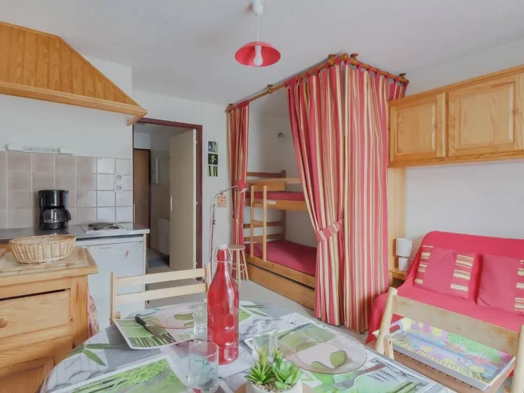 Appartement Esquièze-Sère, 1 pièce, 4 personnes - FR-1-402-81 - Photo 1