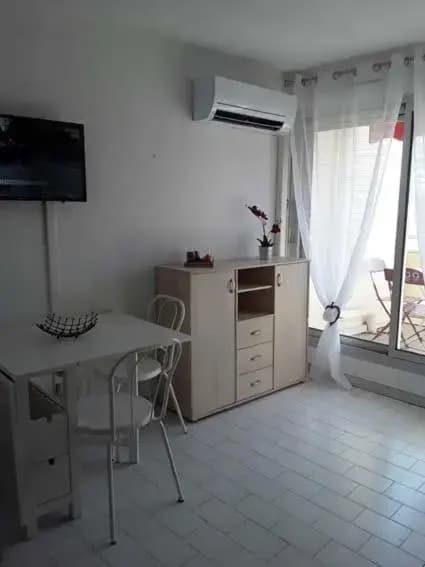 Studio Cabine Climatise Avec Parking Au Couchant - Photo 3