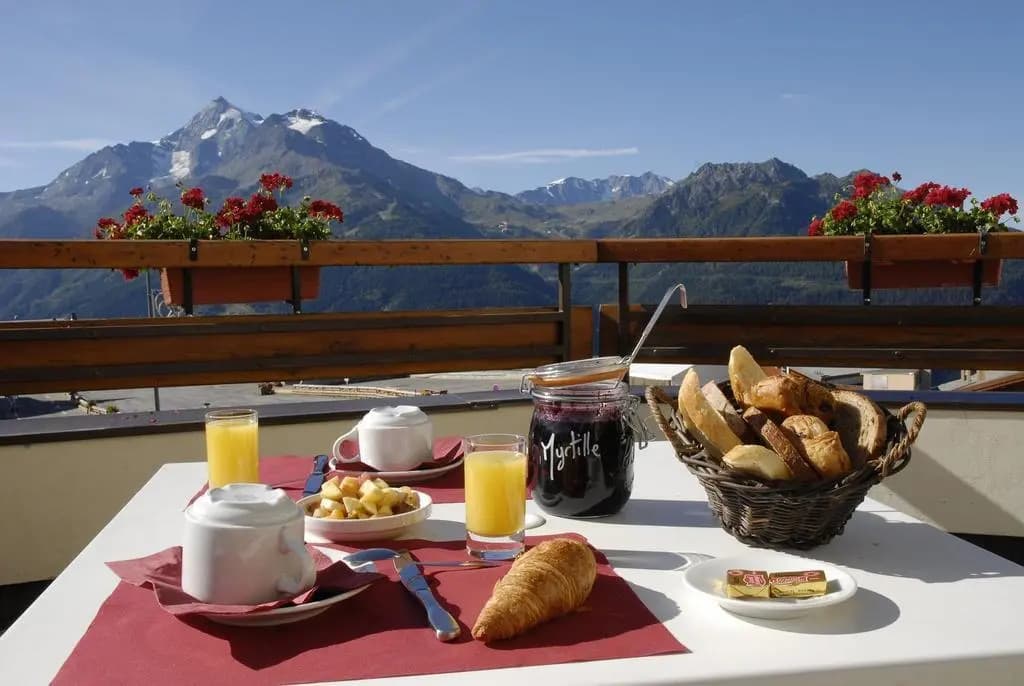 Le Relais du Petit Saint Bernard - Miniature 8