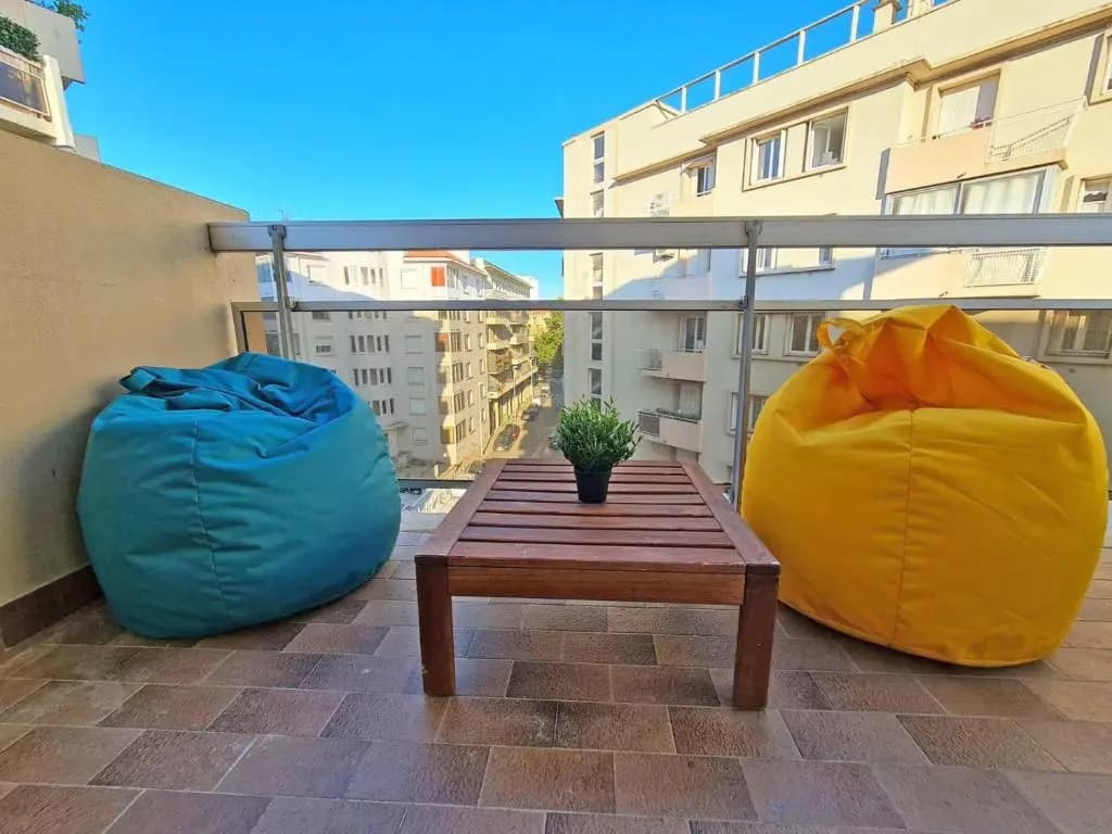 GregBnb-com - T2 Pleine Ville - CLIMATISE - BALCON - 2 - Miniature 8