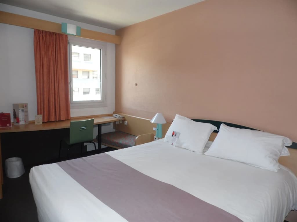 ibis Gap Centre - Photo 5