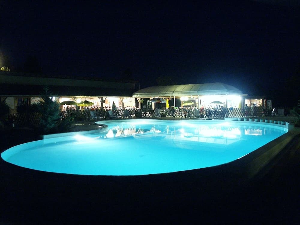 Camping Les Lacs de Courtes - Chalets - Photo 3