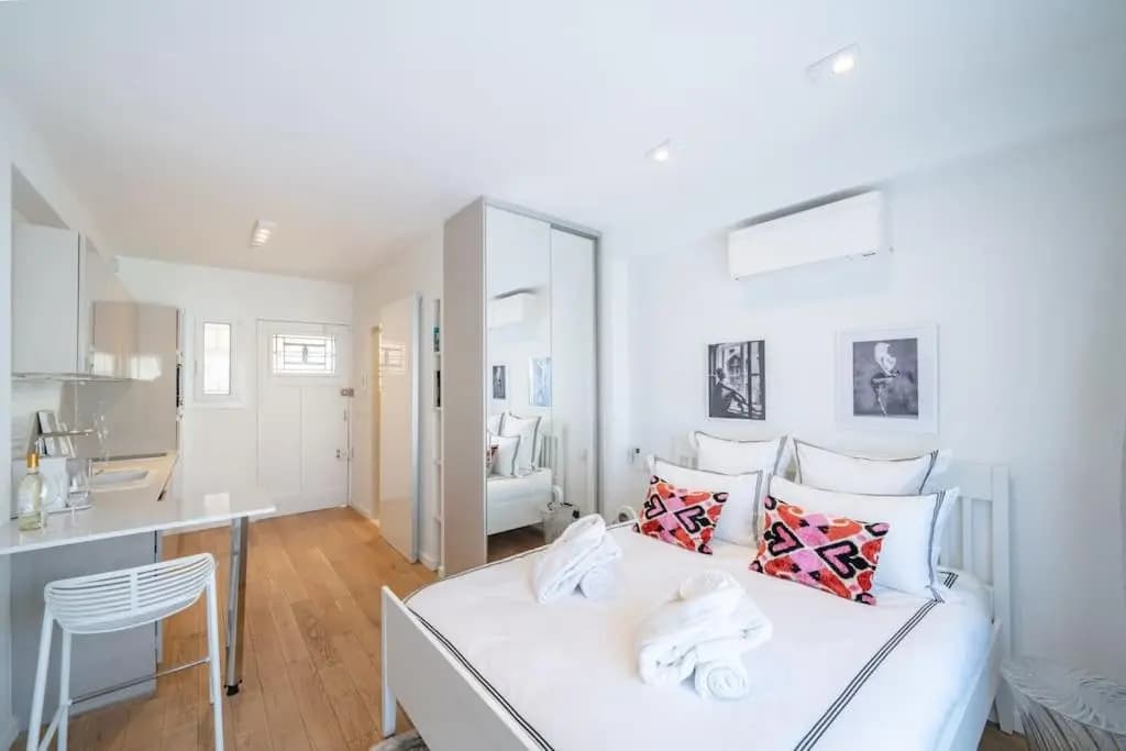 Luxury Apartment - 150m to Palais des Festivals ( Cannes ) - Photo 4
