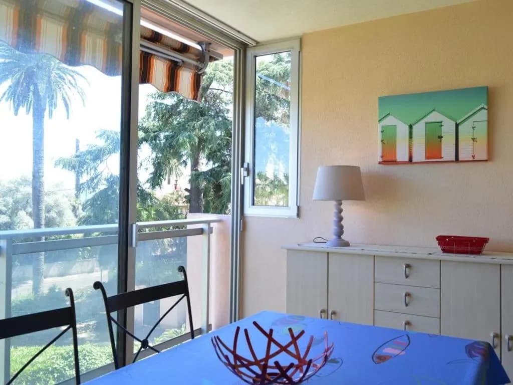 Appartement Golfe Juan, 1 pièce, 2 personnes - FR-1-252-62 - Miniature 7