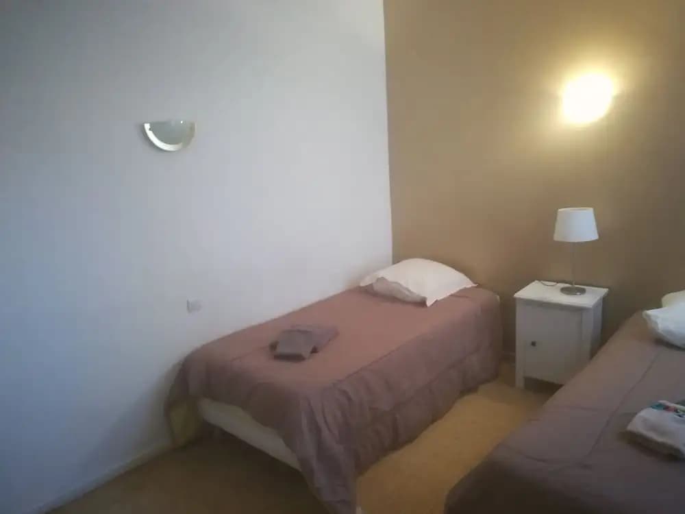 Hotel California - Miniature 6