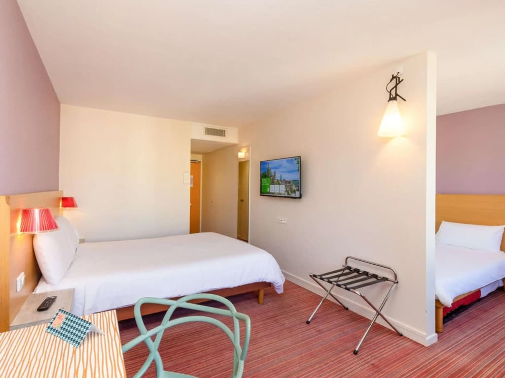 ibis Styles Le Puy-en-Velay - Photo 4