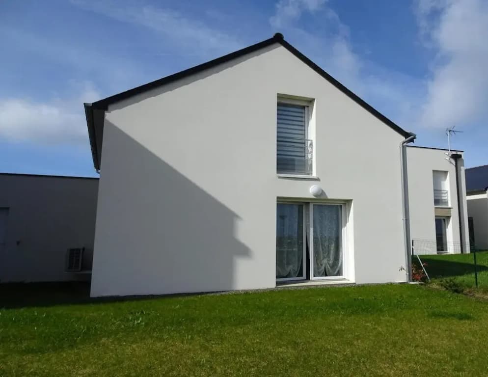 Comfortable Holiday Home With Garden, Near Beach - Photo 1