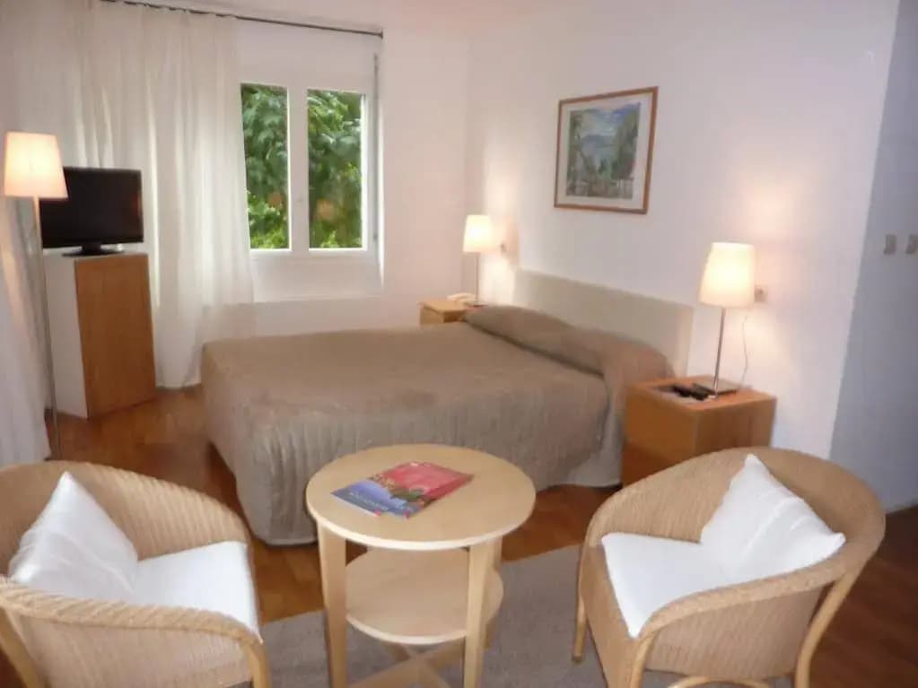 Hôtel l'Ermitage - Photo 2