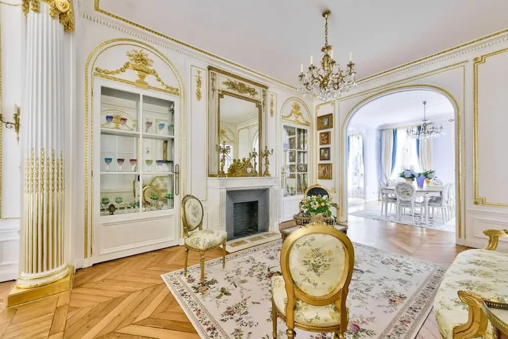 Noble Luxury Residence in the Heart of Paris - Photo 2