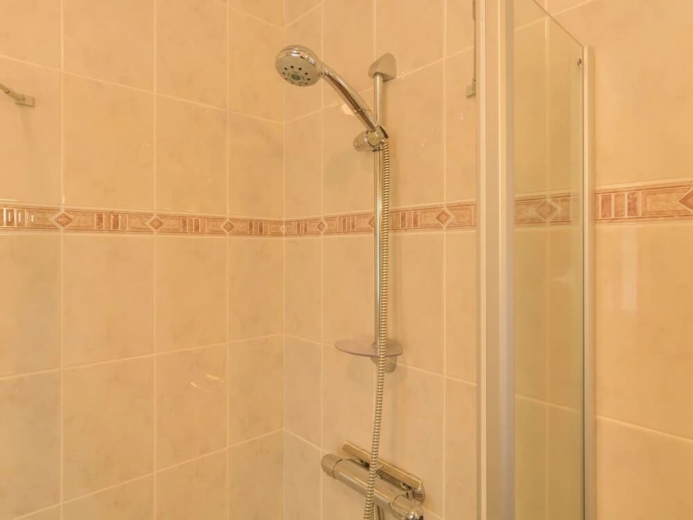 Luxurious Villa in Rouzede with Private Pool - Miniature 8