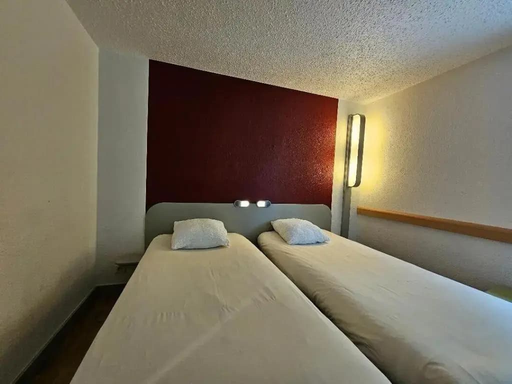 Cit’hôtel Design Booking Evry Saint Germain-Lès-Corbeil Senart - Photo 3