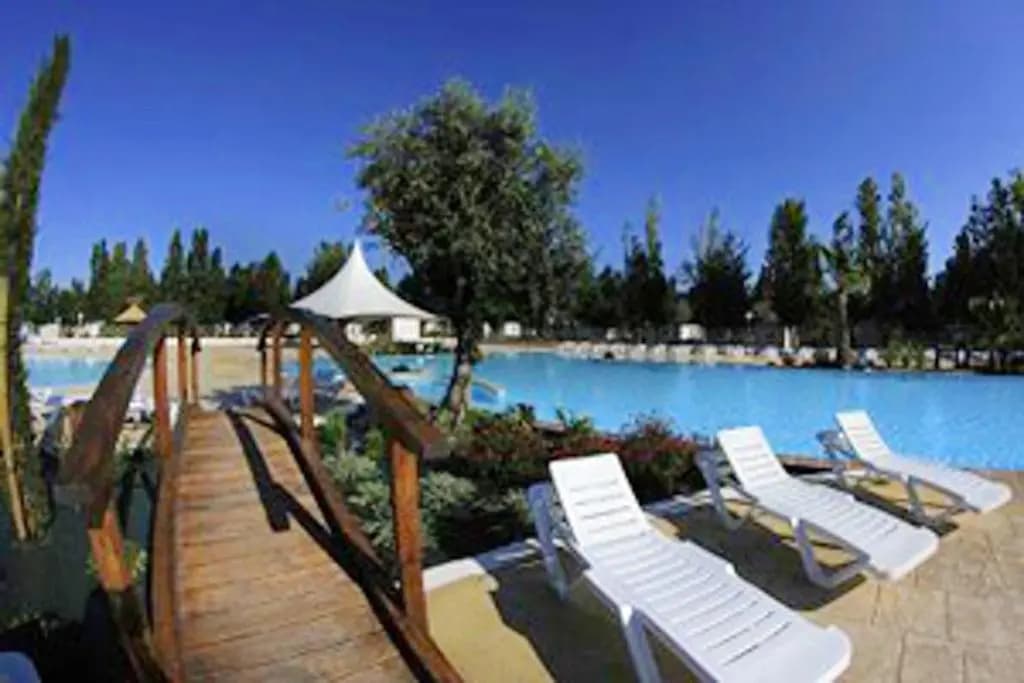 Bungalow de 3 chambres a Vias a 800 m de la plage avec piscine partagee spa et terrasse amenagee - Miniature 6