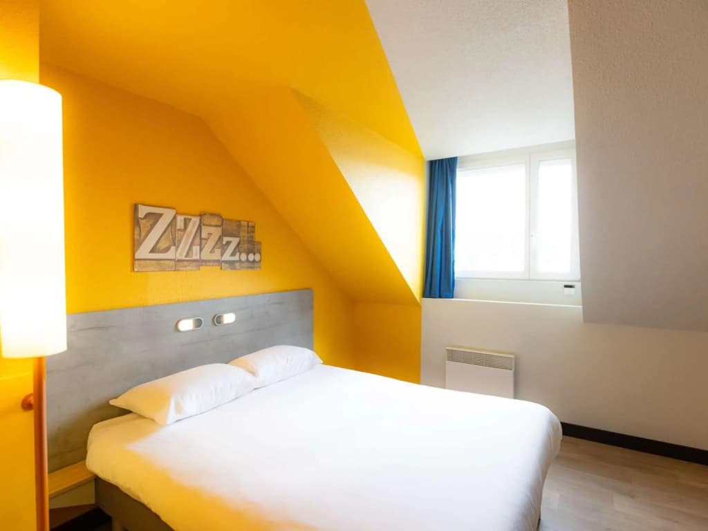 ibis budget Besancon Centre Gare - Photo 3