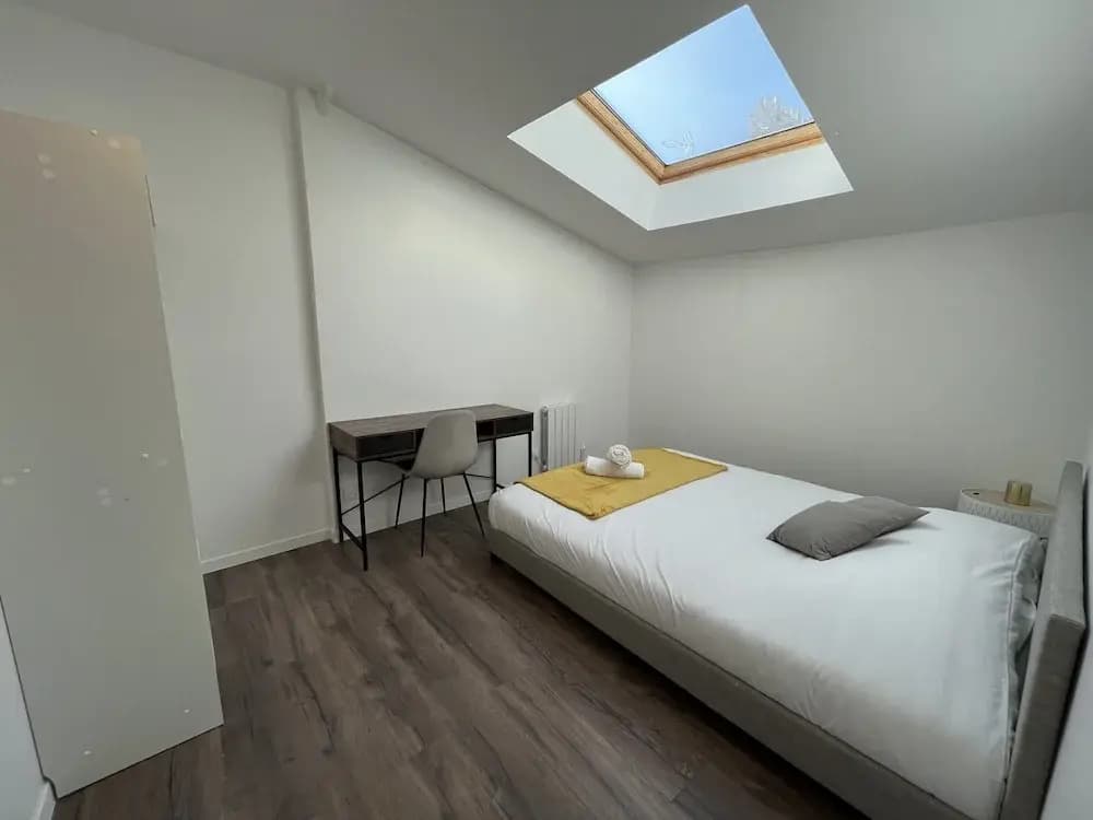 Apartment in Le Mans Near Historic Center - Miniature 6